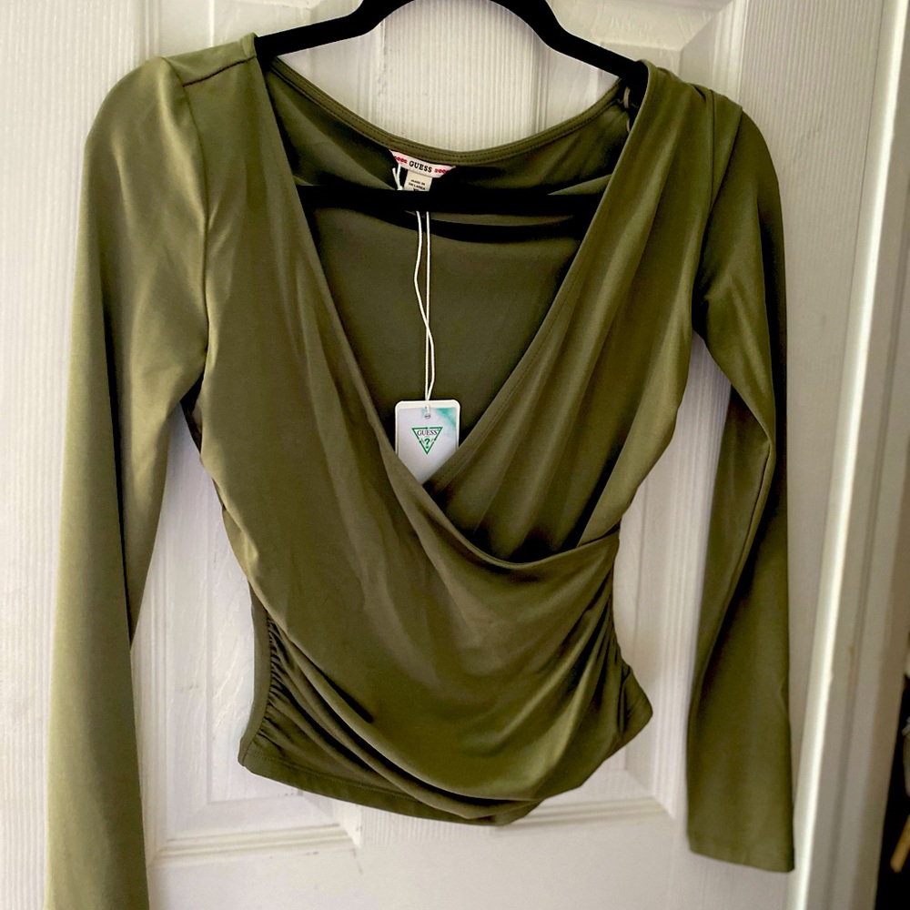Guess New green top
